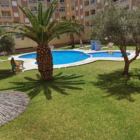 Charming Apartment Torrevieja Buitenkant foto