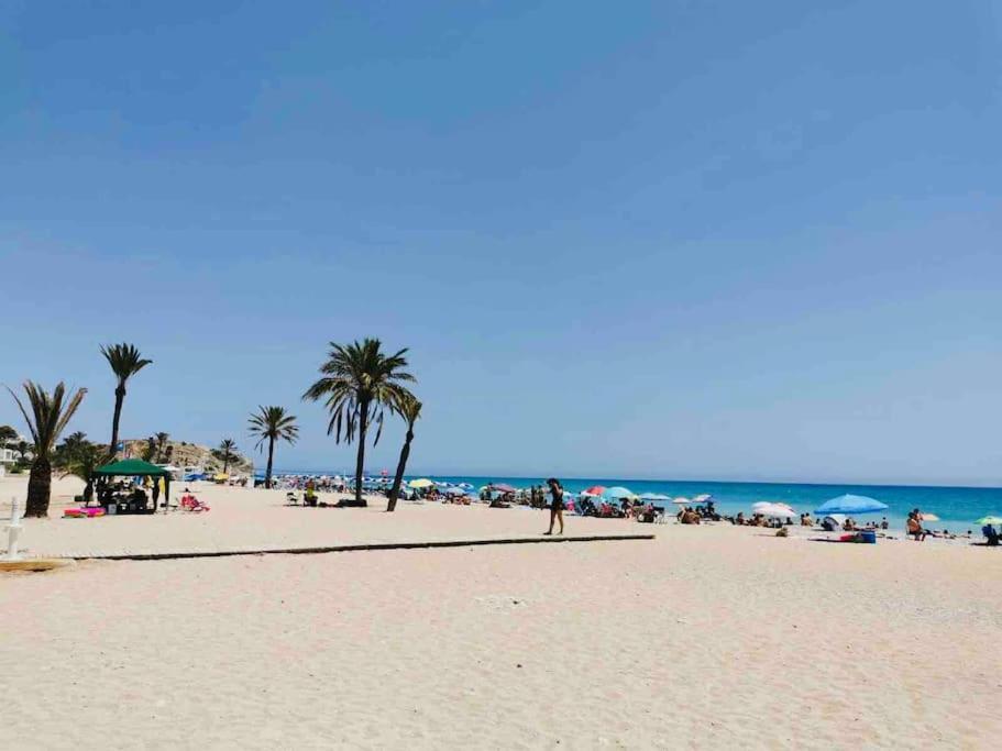 Charming Apartment Torrevieja Buitenkant foto